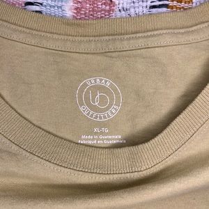 Urban Outfitters Women’s Extra Large Yellow / Green Cropped Cotton Tee